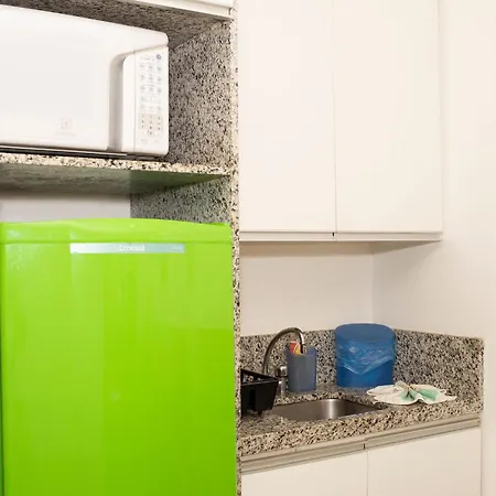 Flat equipado e com varanda no melhor trecho da praia de Muro Alto, beira-mar, piscina, restaurante, wi-fi, a 10 minutos de carro de Porto de Galinhas-2